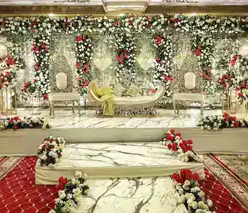 Image of Paradise Complex